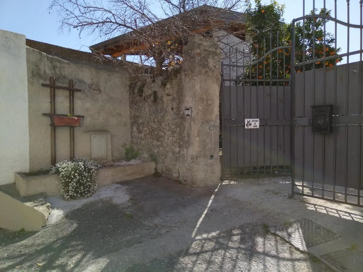 Borgo Alla Pieve Apartments Manerba del Garda Italia