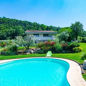  Villa Paradiso