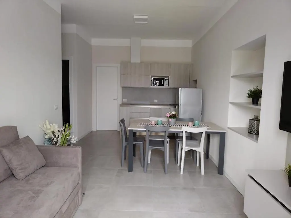 Borgo Alla Pieve Apartments Manerba del Garda 0*,