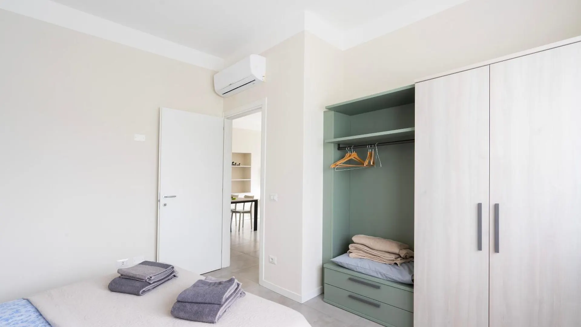 Borgo Alla Pieve Apartments Manerba del Garda 0*,  Italy